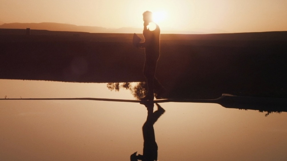 My Narrative Showreel as a dop 2025 is here. A selection of different project made with great directors and teams.A mix between shortfilms, feature film pilots…Thanks to the productions and directors that gave me their trusts on all those projects.@saad_films @stephanerethore @sofyan @les_enfants_du_requin ...Thanks to Antoine Hivet (Motion designer/Editor/Compositor) and Simon Briand ( director ) for your help on the edit.
https://antoinehivet.com/@unionchefsoperateurs#showreel #director #realisateur